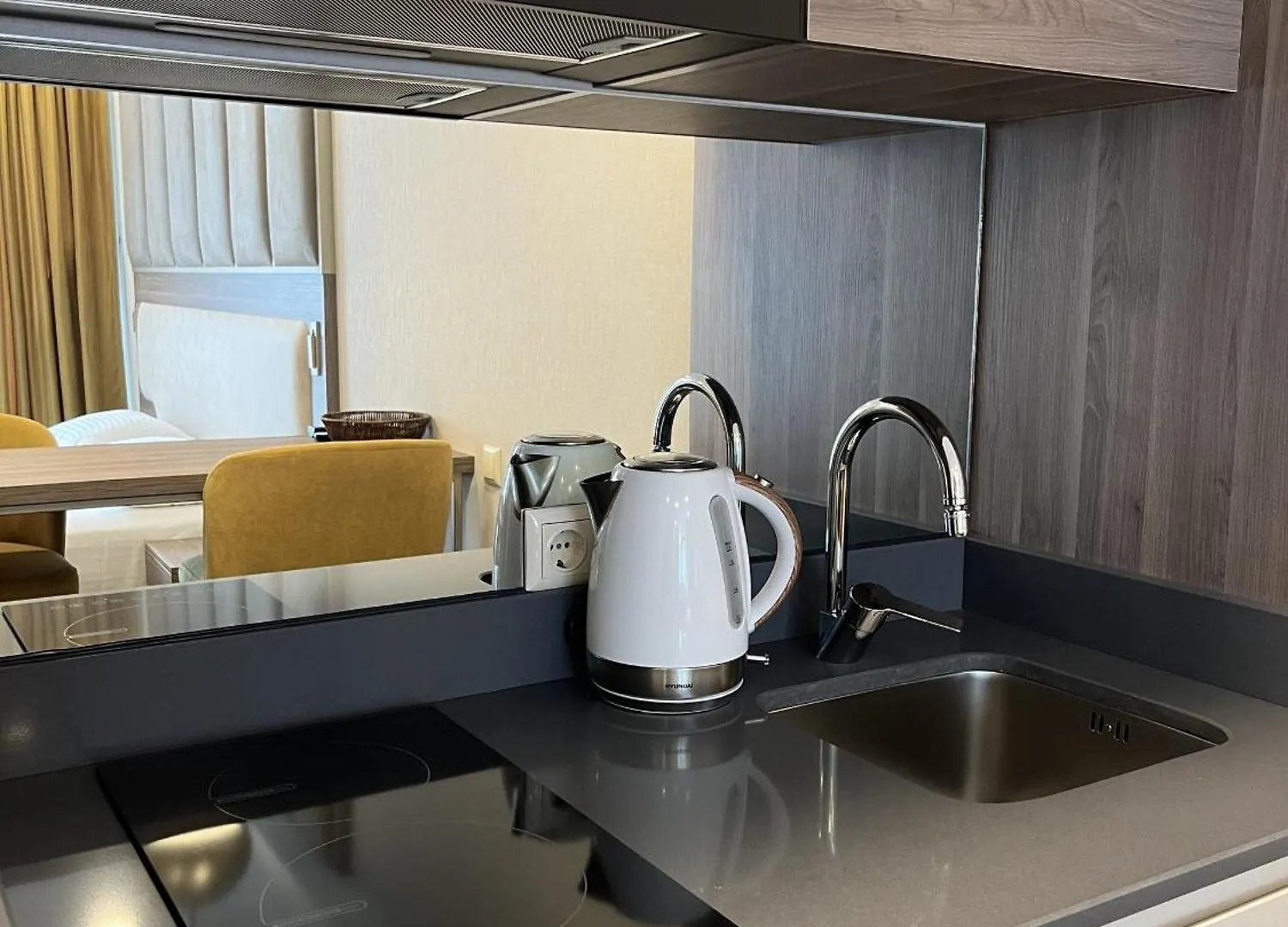 Glorious Apartment In Batumi 0*,